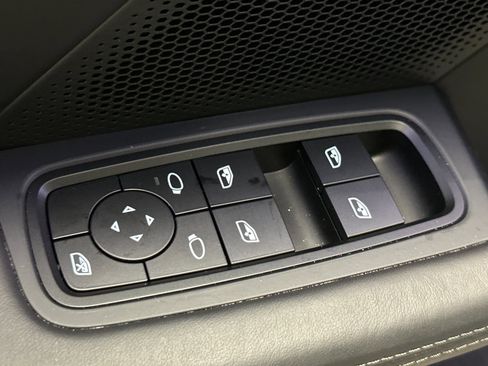 New 2024 Porsche Taycan Turbo image 13