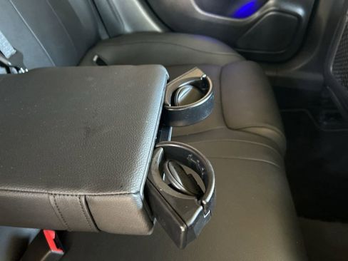 Used 2022 Mercedes-Benz CLA 250 4MATIC w/ Premium Package Lite image 29