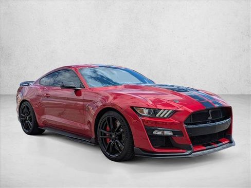 Used 2020 Ford Mustang Shelby GT500 w/ Technology Package RWD image 3