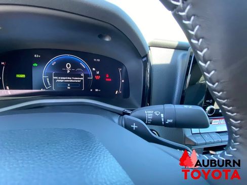 New 2026 Toyota Camry SE w/ Convenience Package FWD image 31