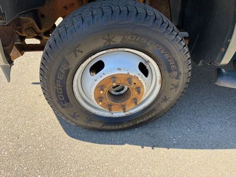 Used 2009 Ford F350 XL AWD/4WD image 24