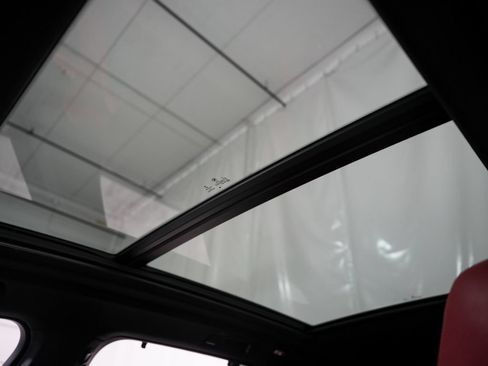 Used 2022 BMW X5 M w/ Competition Package 2 AWD/4WD image 27