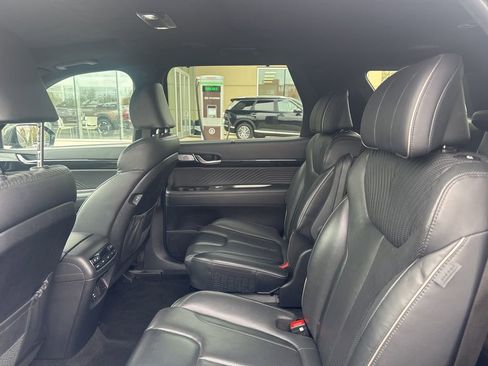 Used 2024 Hyundai Palisade Calligraphy image 7