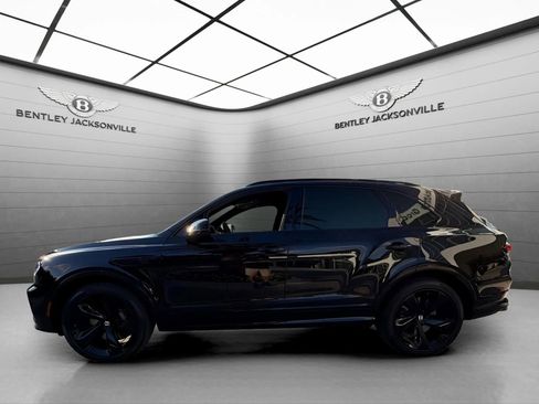 Certified 2024 Bentley Bentayga image 11