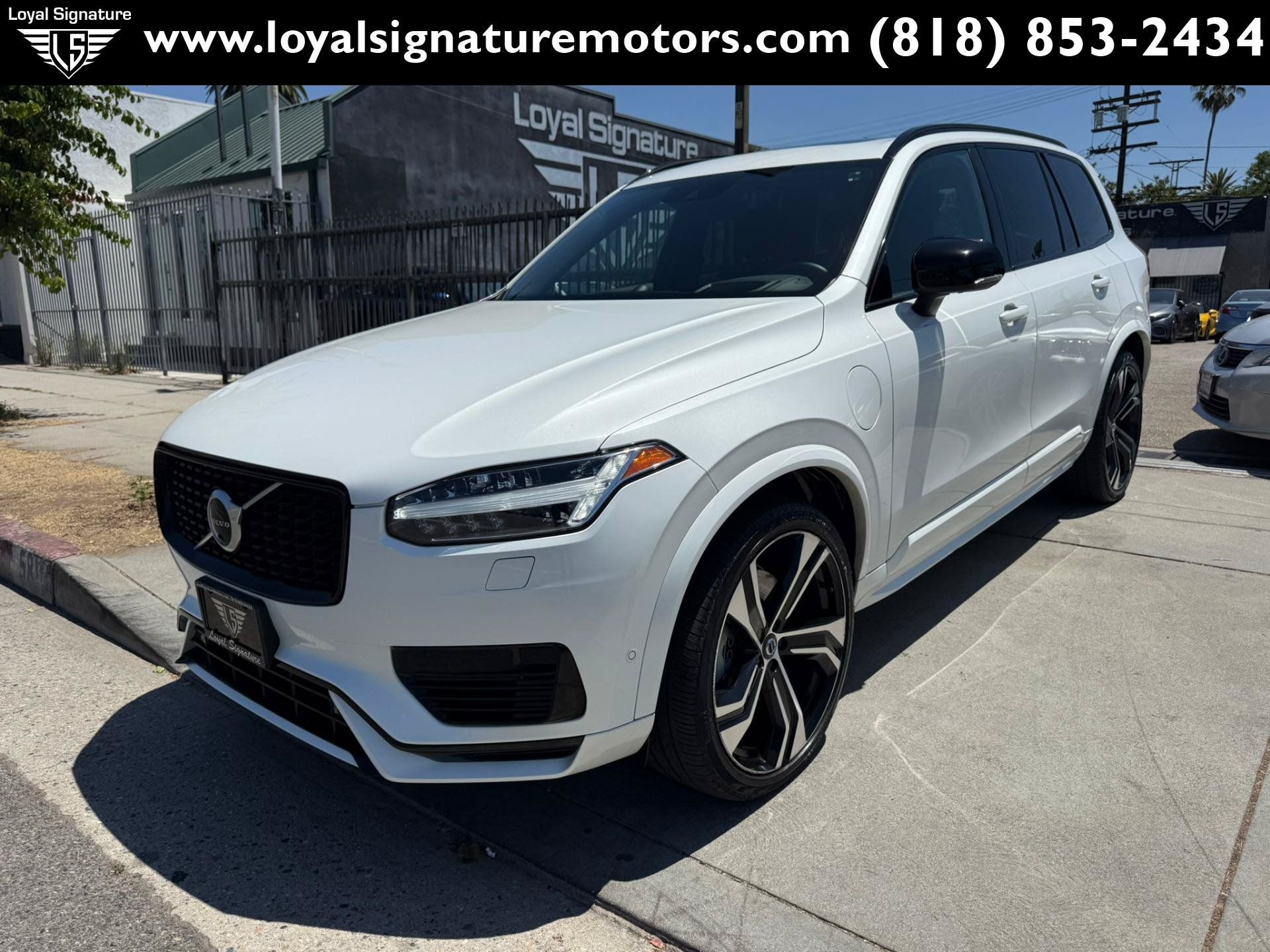 Used 2021 Volvo XC90 T8 R-Design w/ Advanced Package AWD/4WD image 3