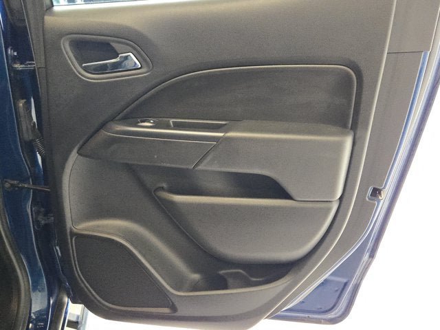 Used 2019 Chevrolet Colorado LT w/ LT Convenience Package AWD/4WD image 9