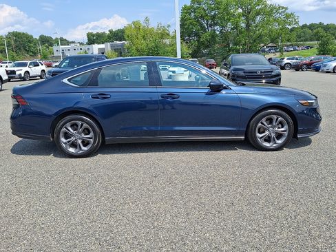 Used 2024 Honda Accord EX image 8