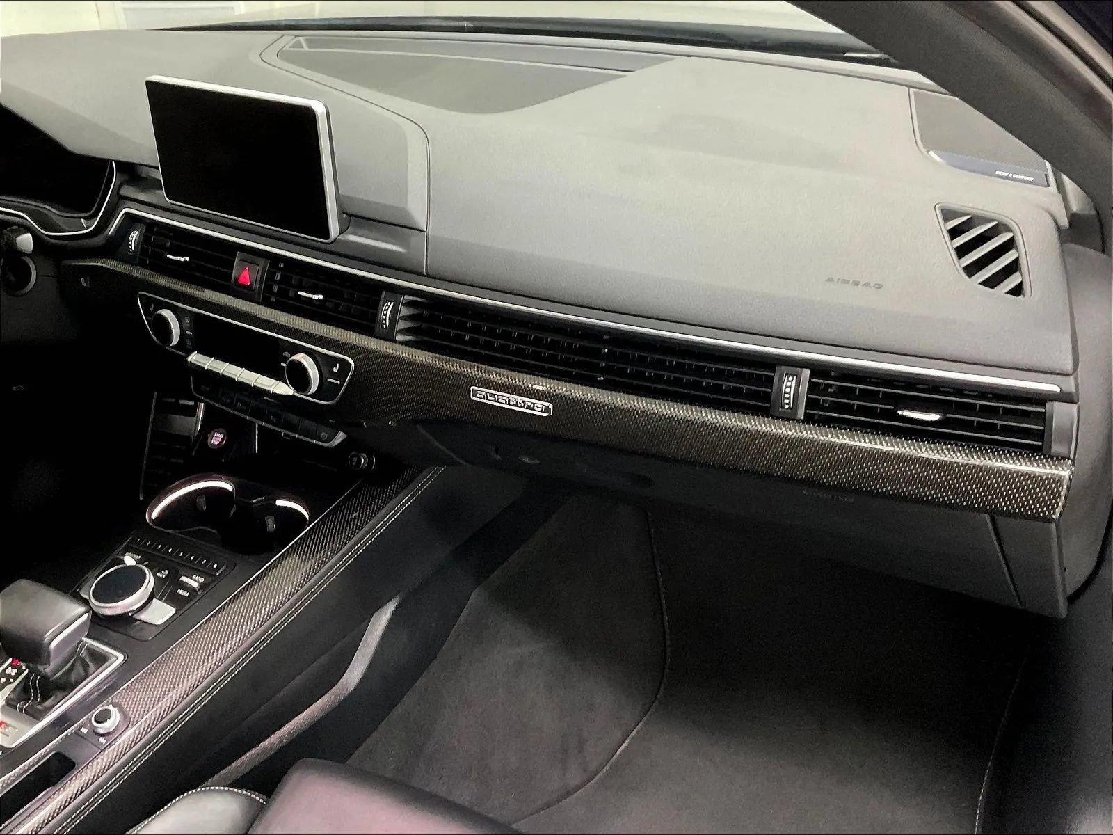 Used 2019 Audi S4 Premium Plus w/ Premium Plus Package AWD/4WD image 11