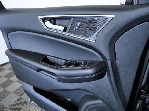 Certified 2024 Ford Edge SEL w/ Convenience Package AWD/4WD image 25