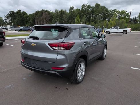 Used 2021 Chevrolet TrailBlazer LS FWD image 7