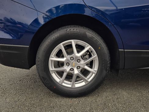 Used 2023 Chevrolet Equinox LT AWD/4WD image 17