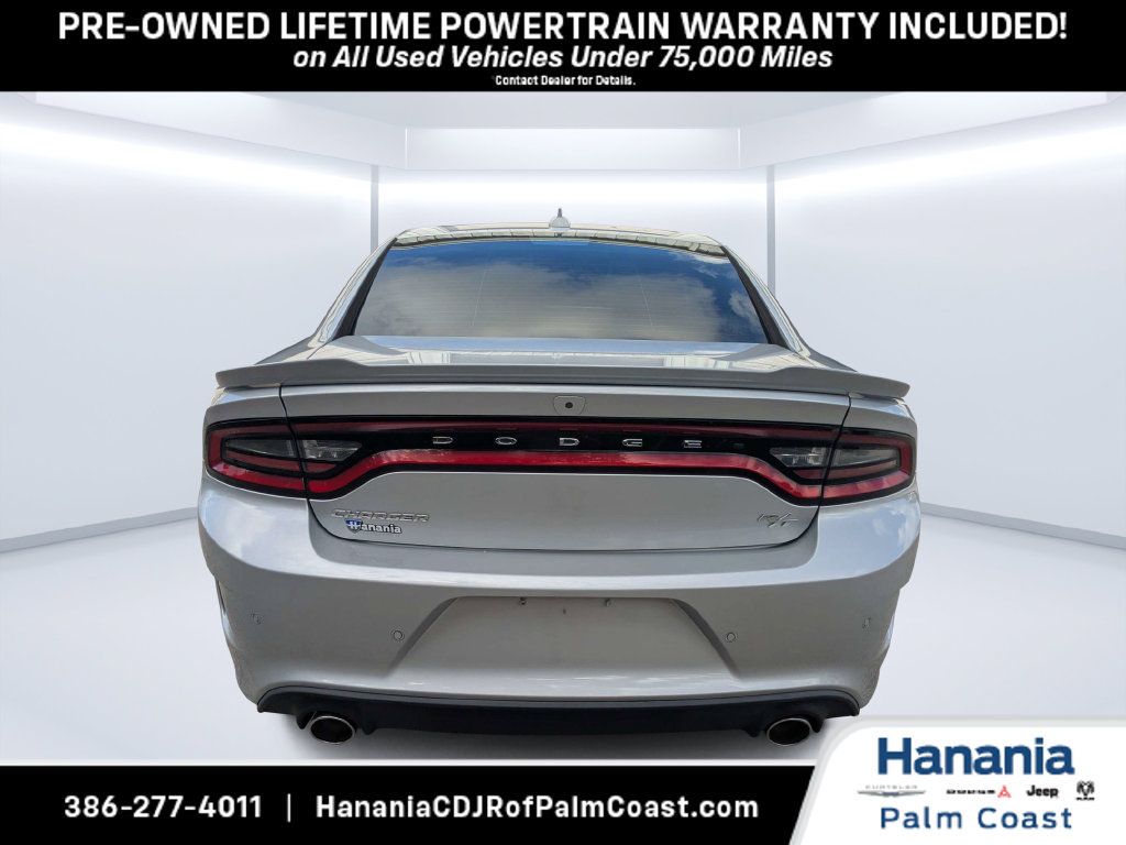 Used 2022 Dodge Charger R/T RWD image 4