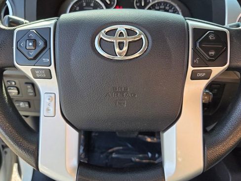 Used 2016 Toyota Tundra SR5 image 28