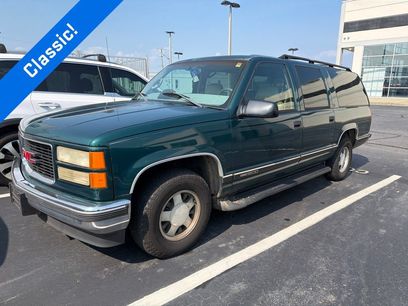 Used 1998 GMC Suburban 2WD w/ Marketing Opt Pkg 3