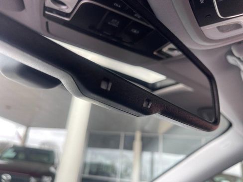 Used 2018 Honda Pilot Elite image 34