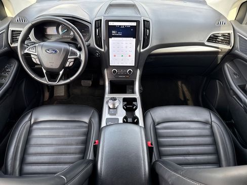 Used 2024 Ford Edge SEL image 12