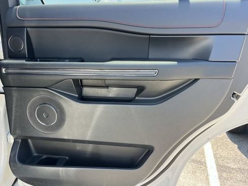 Certified 2024 Ford Expedition Limited AWD/4WD image 27
