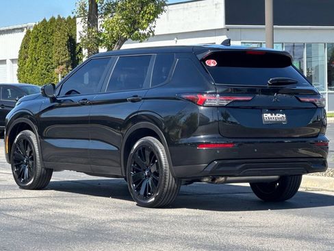 New 2026 Mitsubishi Outlander SE AWD/4WD image 6