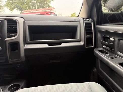 Used 2015 RAM 2500 Tradesman w/ Chrome Appearance Group AWD/4WD image 8
