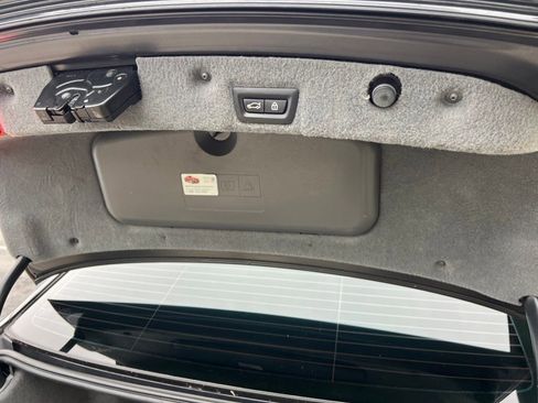 Used 2012 BMW 750Li image 21