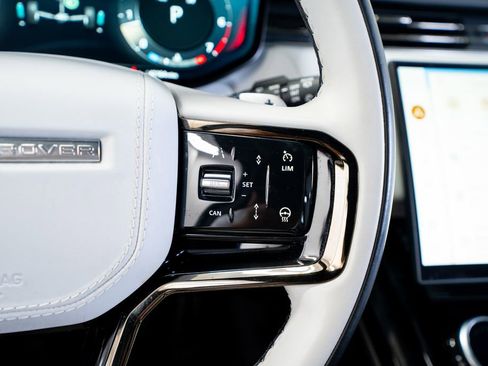 Used 2023 Land Rover Range Rover Sport SE Dynamic image 36