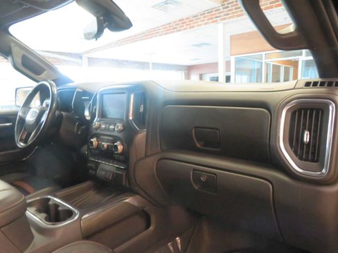 Used 2021 GMC Sierra 1500 AT4 w/ AT4 Premium Package AWD/4WD image 30