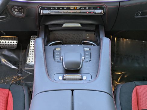 Used 2025 Mercedes-Benz GLE 53 AMG AMG GLE 53 image 21