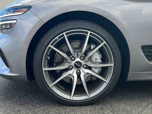 New 2026 Genesis G70 2.5T Prestige image 9