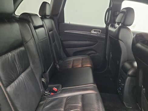 Used 2016 Jeep Grand Cherokee Limited AWD/4WD image 19