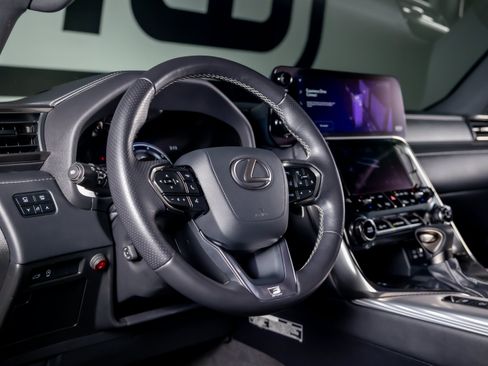 Used 2024 Lexus LX 600 F Sport AWD/4WD image 35