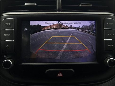 Certified 2022 Kia Soul LX image 35