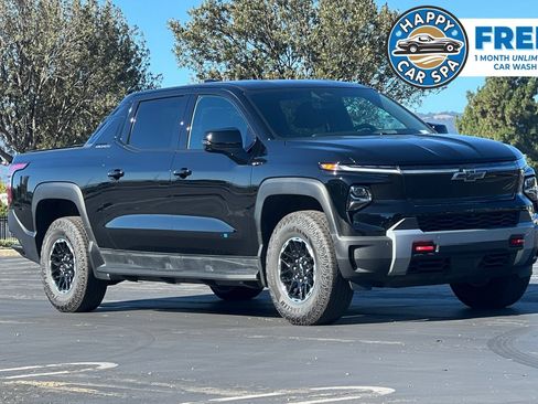 Used 2026 Chevrolet Silverado EV Trail Boss AWD/4WD image 1