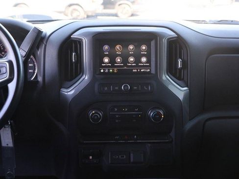 Used 2021 Chevrolet Silverado 2500 Custom w/ Custom Value Package image 20