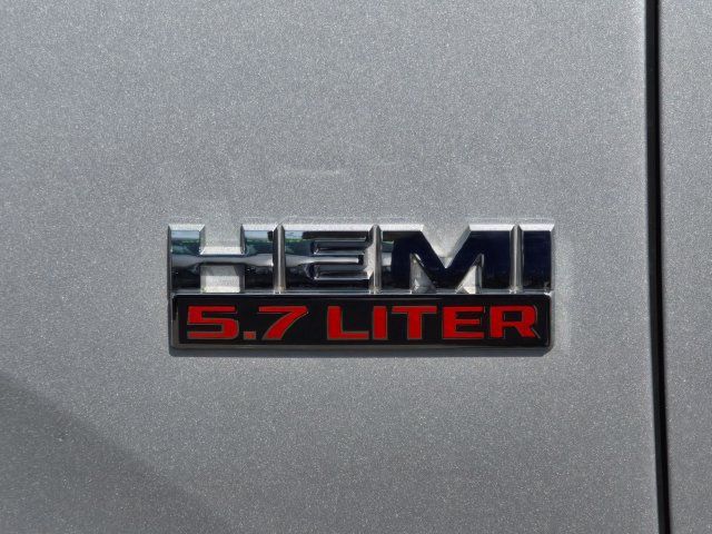 Used 2014 RAM 1500 Express RWD image 18