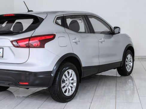 Used 2019 Nissan Rogue Sport S FWD image 57