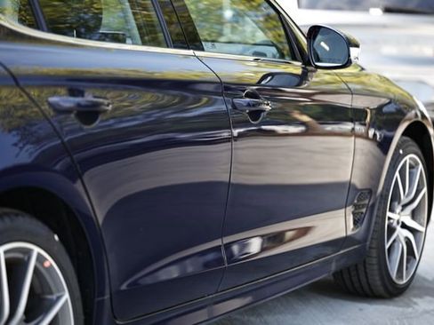 New 2026 Genesis G70 2.5T image 7