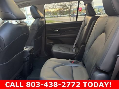Used 2024 Toyota Grand Highlander XLE image 13