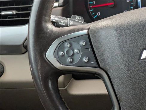 Used 2019 Chevrolet Tahoe LT w/ Luxury Package image 24