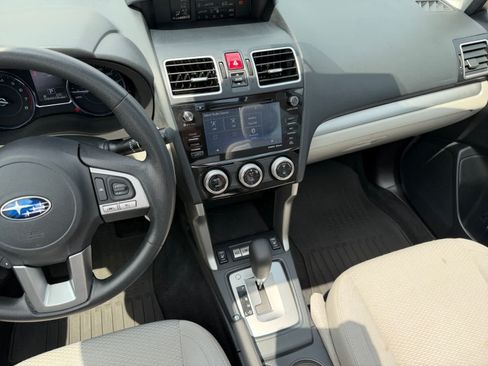 Used 2018 Subaru Forester 2.5i Premium AWD/4WD image 14