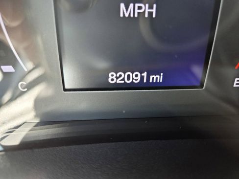 Used 2020 Jeep Compass Latitude AWD/4WD image 24