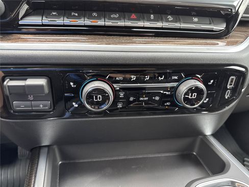 New 2026 Chevrolet Silverado 1500 RST w/ RST All Star Premium Package AWD/4WD image 27