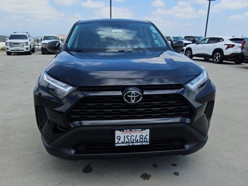 Used 2023 Toyota RAV4 LE FWD image 3