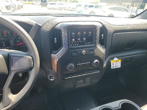 Used 2025 Chevrolet Silverado 1500 W/T RWD image 19