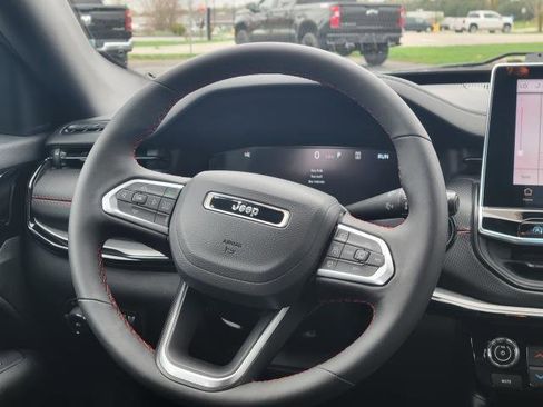 Used 2024 Jeep Compass Trailhawk w/ Trailhawk Elite Group image 30