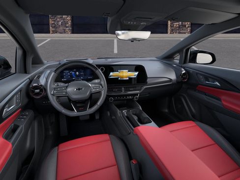 Used 2026 Chevrolet Equinox EV RS FWD image 39