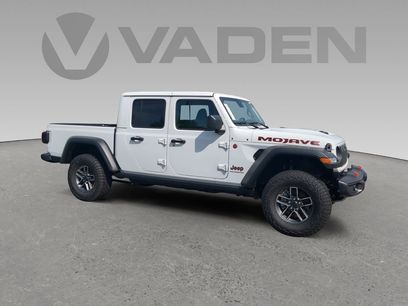New 2025 Jeep Gladiator Mojave w/ Technology Group