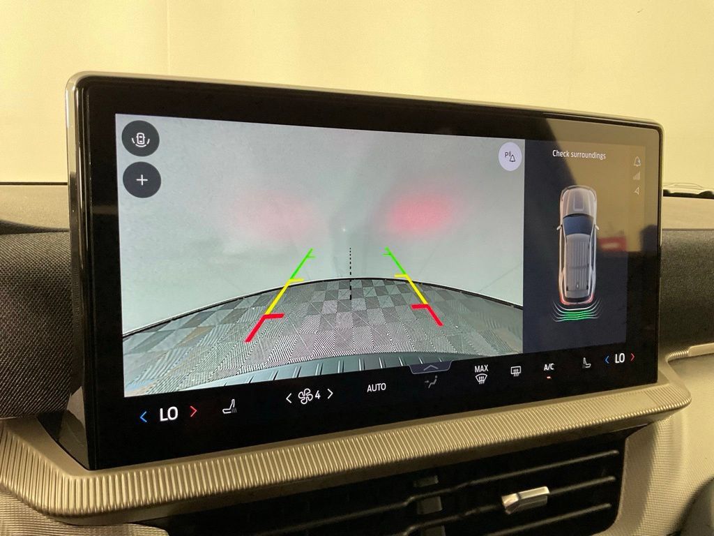 New 2027 Ford Explorer Active RWD image 24