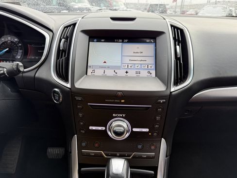 Used 2018 Ford Edge Titanium w/ Equipment Group 301A image 18