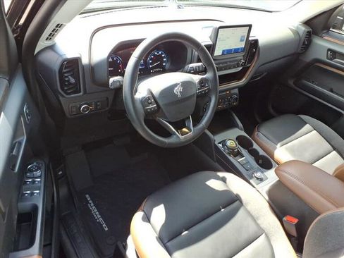 Used 2024 Ford Bronco Sport Outer Banks w/ Tech Package image 7