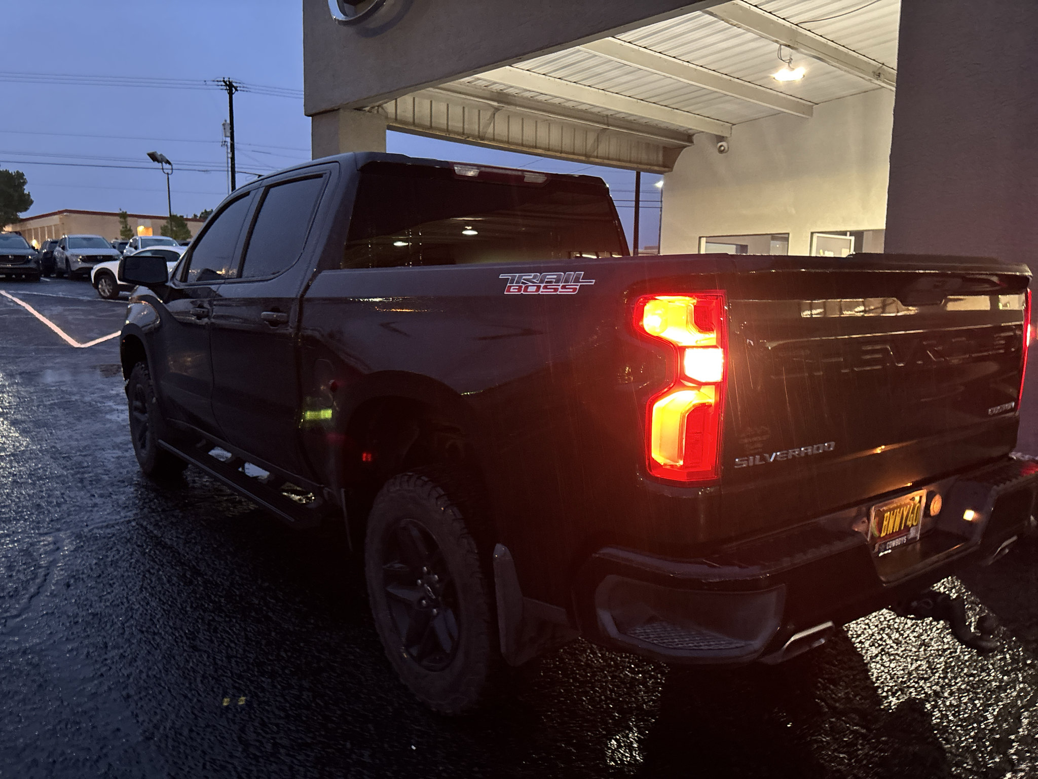 Used 2019 Chevrolet Silverado 1500 Custom Trail Boss w/ Custom Convenience Package AWD/4WD image 6